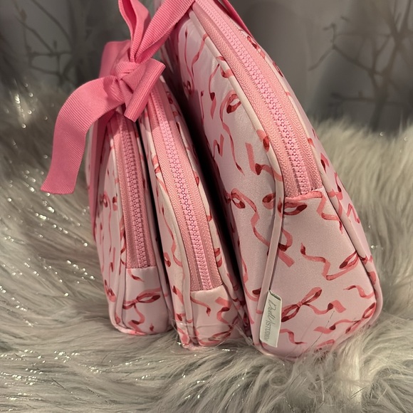 BNWT DWELL STUDIOS Viral Pink Bow Cosmetic Beauty Cases Set of 3 - Picture 3 of 6